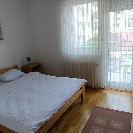 Jelena Apartments โนวีซาด ภายนอก รูปภาพ