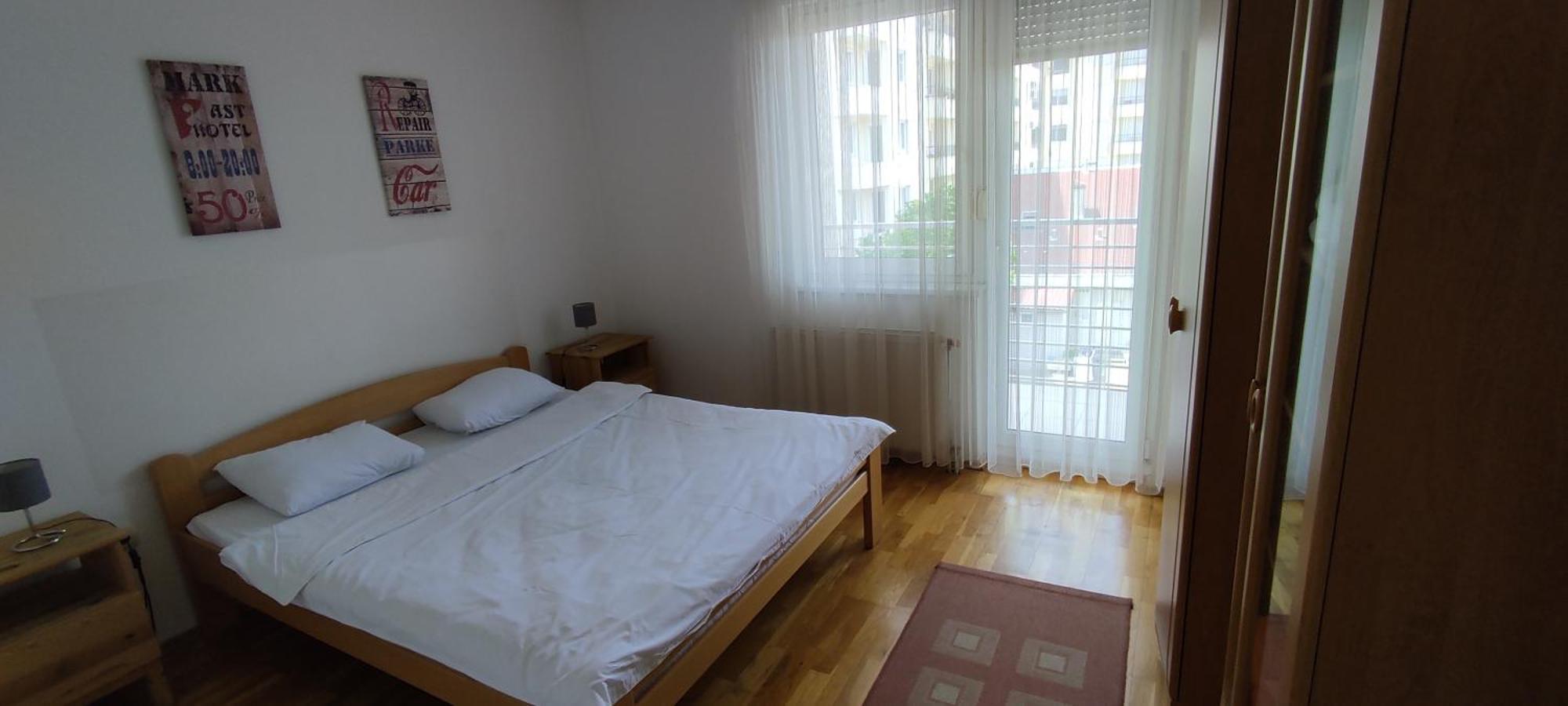 Jelena Apartments โนวีซาด ภายนอก รูปภาพ